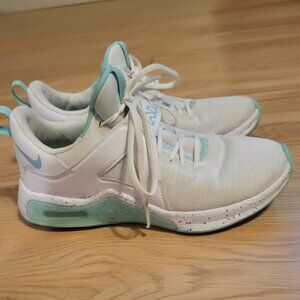 NIKE Air Max Bella TR5 training shoes